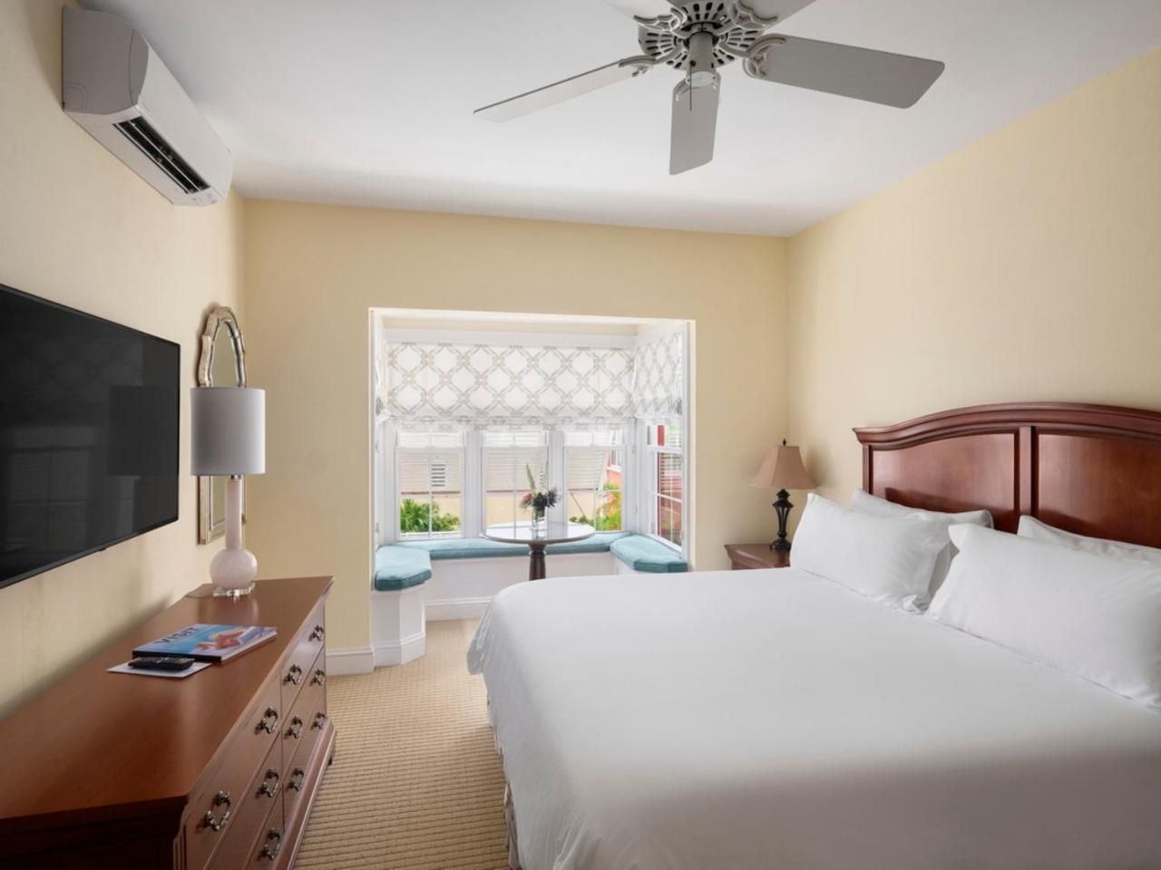 Royal Palms Hotel Hamilton City Ngoại thất bức ảnh