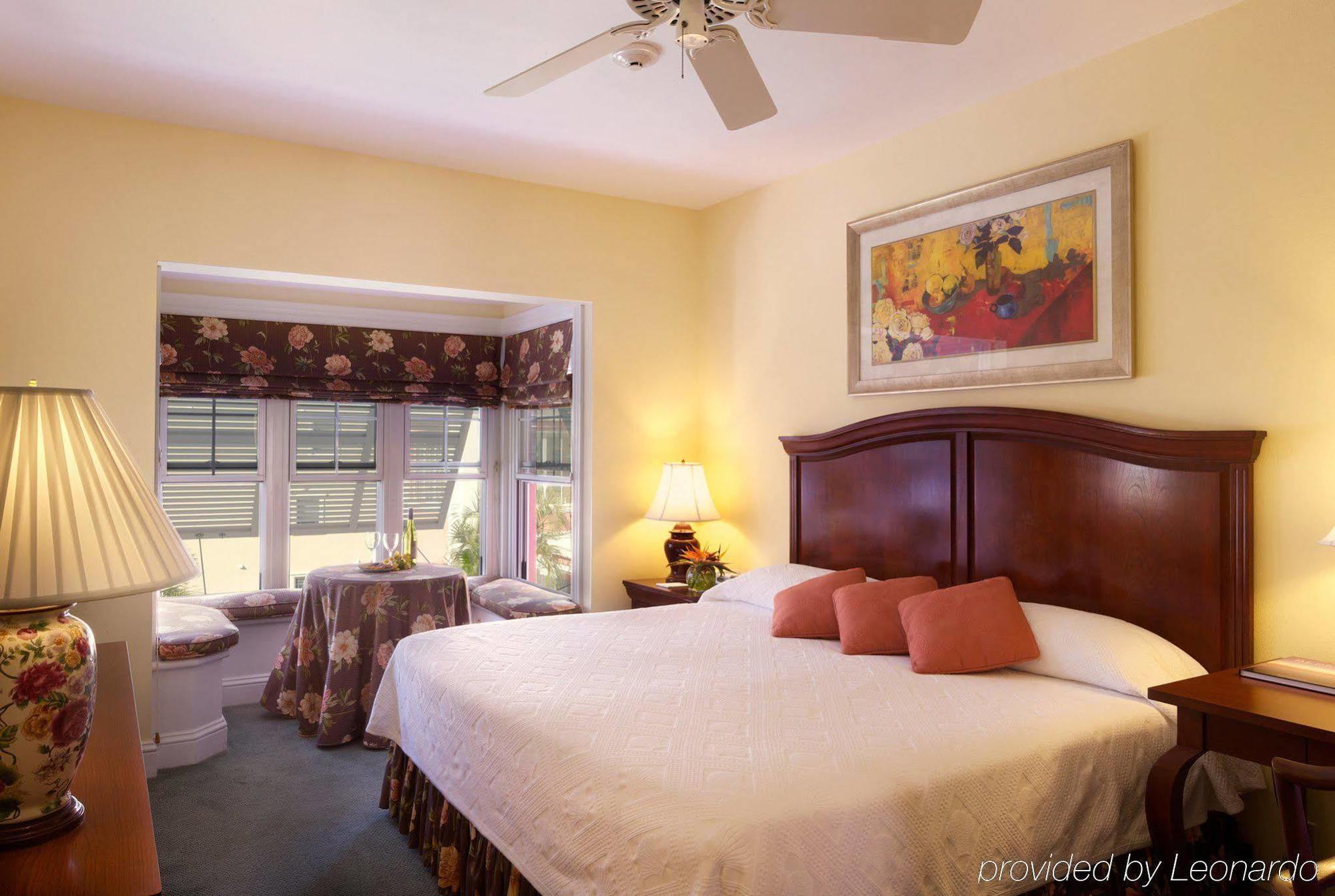 Royal Palms Hotel Hamilton City Ngoại thất bức ảnh